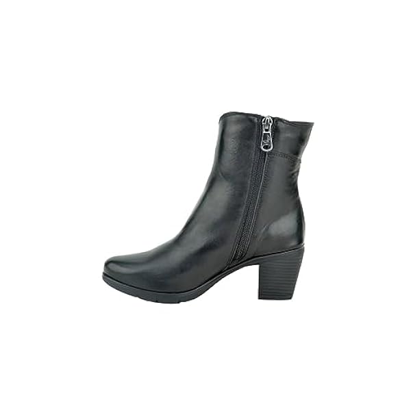 Paula Urban - Botas piel negras - CUERO