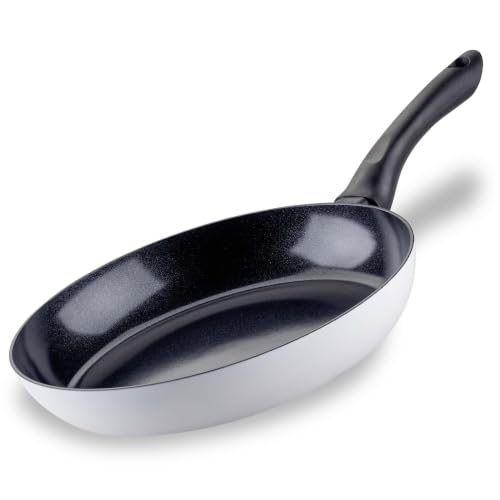 FACKELMANN Bratpfanne Arcadalina 28cm – Antihaft-Pfanne aus 90% recyceltem Aluminium und Keramik-Beschichtung – Induktionspfanne zum Kochen & Anbraten – PFAS Frei, Schwarz/Weiß
