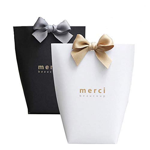 Yuecute Lot de 50 boîtes à dragées découpées au laser avec ruban pour fête de mariage, cadeaux pour invités, décoration de fête, boîtes à cadeaux de Pâques - Taille L Cover