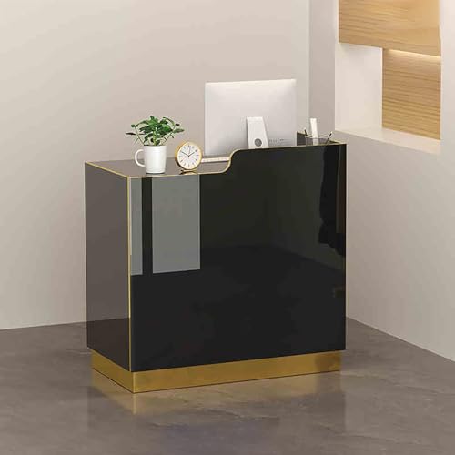 Per hall, saloni, uffici, supermercati e minimarket: questa versatile reception è adatta a un'ampia gamma di spazi commerciali. Che si tratti di arredare una hall, un salone, un ufficio, un supermercato o un minimarket, questa scrivania offre funzionalità e stile per lasciare un'impressione duratura su clienti e visitatori.