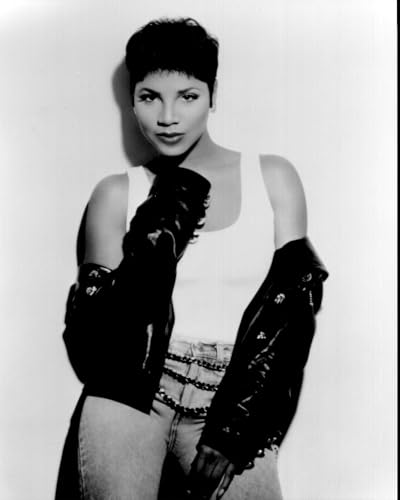 Posterazzi Toni Braxton In Jeans And Leather Jacket Off Shoulders Black And White Photo Print (8 x 10) - Item # MVM50208