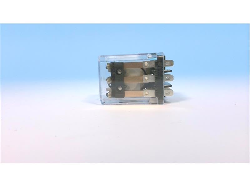 AMP 1-1393118-4 24VDC Coil, General Purpose Relay, KUP-14D15-24=KU-, SOCKETABLE, SPDT (3 Form C)