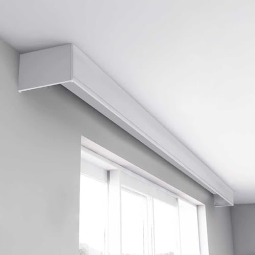 Cenefa de cortina de aluminio blanca para un salón despejado y moderno