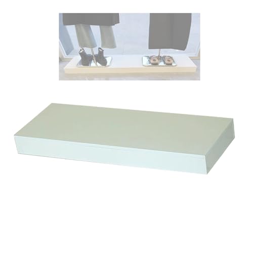 Présentoir carré sur socle pour sublimer la vitrine d'un magasin de mode
