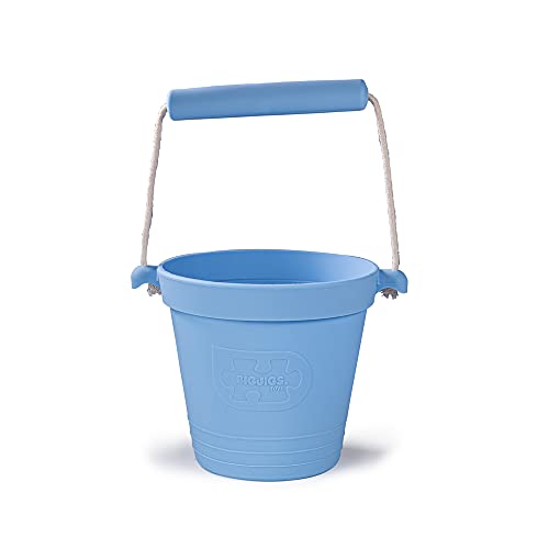 Bigjigs Toys Adventure Collapsible Bucket (Powder Blue) - Silicone Bucket for Sandpit, Holiday Toys for Toddlers, Quality Sand and Water Toys