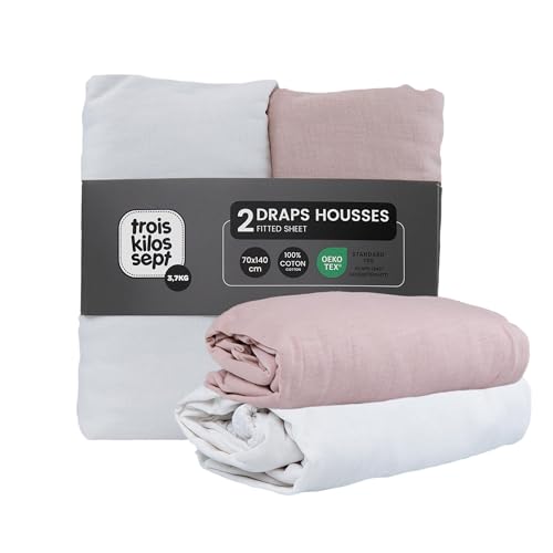 Tres Kilos Sept – Juego de 2 sábanas para bebé, 100% algodón, Reverso elástico, Certificado Oeko-Tex Standard 100, Color Blanco y Rosa polvoreado, 70 x 140 cm
