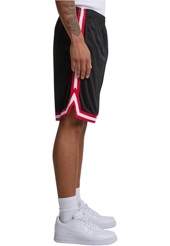Foto von Urban Classics Herren Stripes Mesh Shorts – Loose Fit Basketball Shorts aus atmungsaktivem Polyester mit Streifendetails, ideal für Sport, Training & Streetwear,Blkredwht,M