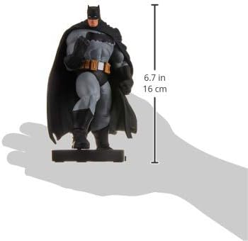 DC Collectibles DC Designer Series: Batman Mini Statue by Andy Kubert