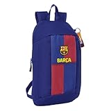 Cadeau parfait pour les petits fans du Barça qui veulent emporter avec fierté les couleurs de leur équipe n'importe où, avec un format confortable, fonctionnel et plein d'identité bleu-grena.