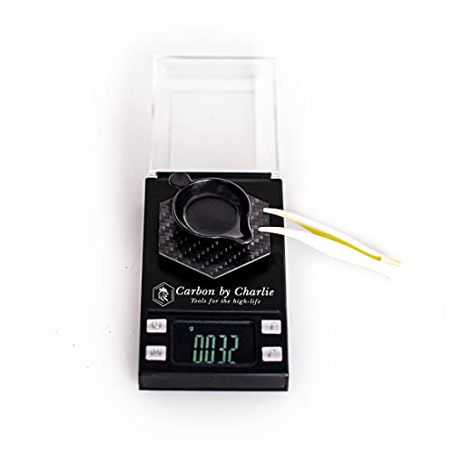 Báscula digital mini Carbon By Charlie plataforma fibra de carbono miniatura 1