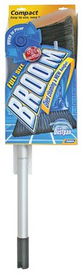 Camco Adjustable Broom and Dustpan 32 oz.