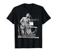Relive some of the most visually striking moments of music, cinematic and sporting history with our range of Iconic Photo Moments clothing! All images are the copyright of and property of the Mirrorpix Photographic Library. Iconic Photo Moments merch...