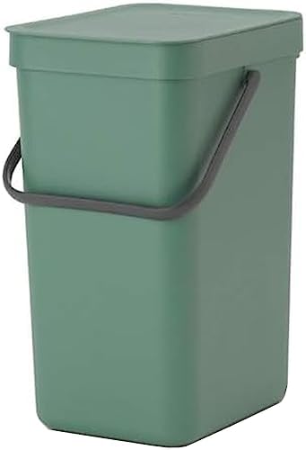 Brabantia - Sort & Go Kosz na Śmieci 12L - Sredni Kosz na Śmieci - Pokrywa Stay Open - Uchwyt do Przenoszenia - Łatwy do Czyszczenia - Montaż pod Zlewem lub na Scianie - Fir Green - 20 x 25 x 35 cm