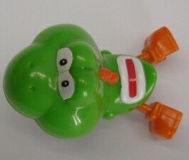 Amazon.co.jp: トミー ふろっ子 ゼンマイでおよぐんだ