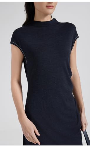 Robe midi bleu marine ample pour camoufler les hanches avec élégance