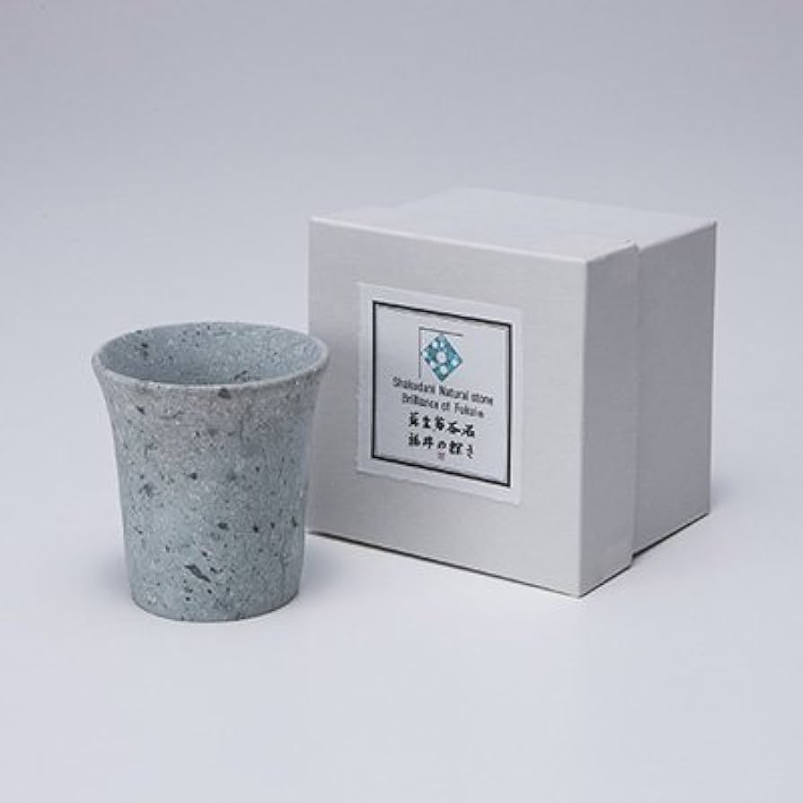 ぐい呑みセット　石製品ハンドメイド Amazon.co.jp: 福井の名石「笏谷石」で作った ロック酒盃 013-04