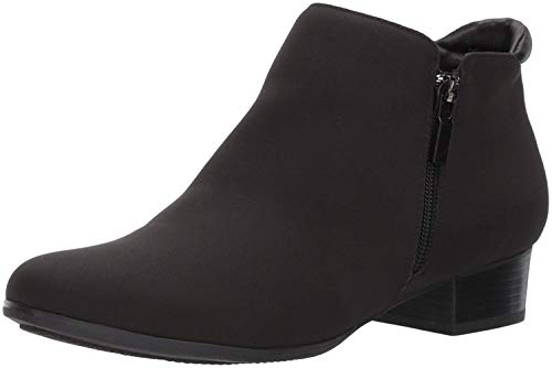 Trotters Women's Major Ankle Bootie, Black/Black, 9