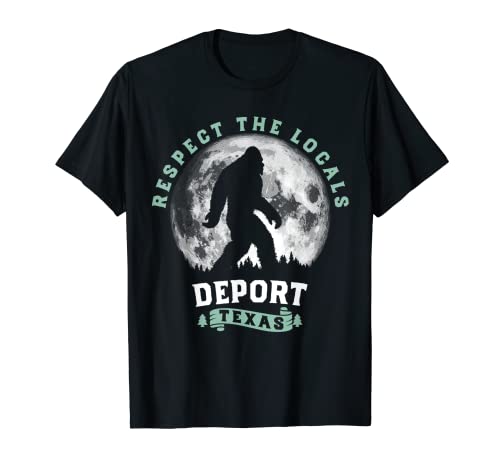 Deport Texas Bigfoot Night Walk Retro Moon T-Shirt