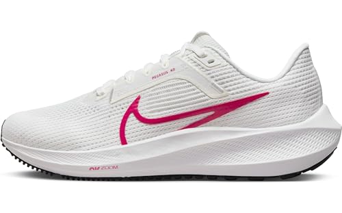 Nike Damen WMNS Air Zoom Pegasus 40 Laufschuh, Mehrfarbig Summit White Fireberry MTLC Summit Wht, 38.5 EU
