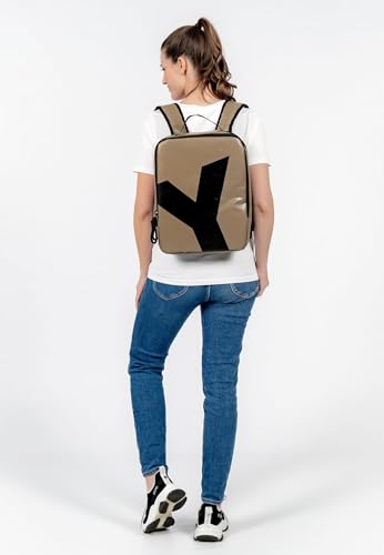 Mochila para mujer tipo bolso de espalda SURI FREY Jessey-Plane bicolor 2