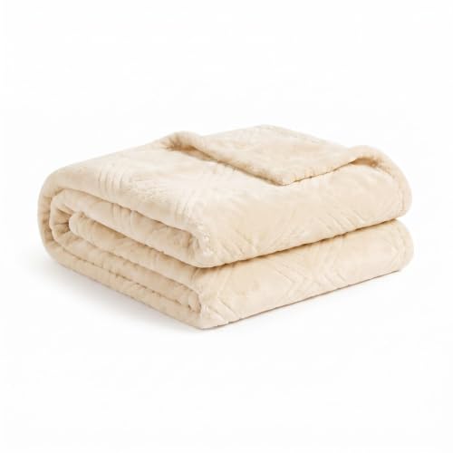 SUPERIOR Alaska Collection Quilted Diamond Throw Blanket - Soft Plush Velvety Fleece Blanket for Couch, Bed and Living Room Decor - Cozy, Warm & Lightweight All-Season Cover, Throw Size, Cream