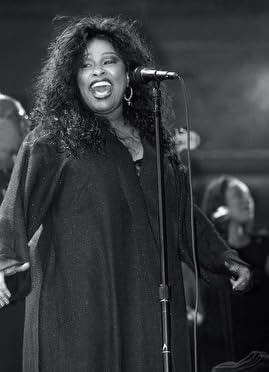 Chaka Khan 8x10 BW Concert Photo