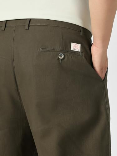 Image of Urbano Plus Men's Loose Mid Rise Baggy Fit Solid Chino Trousers Non-Stretchable