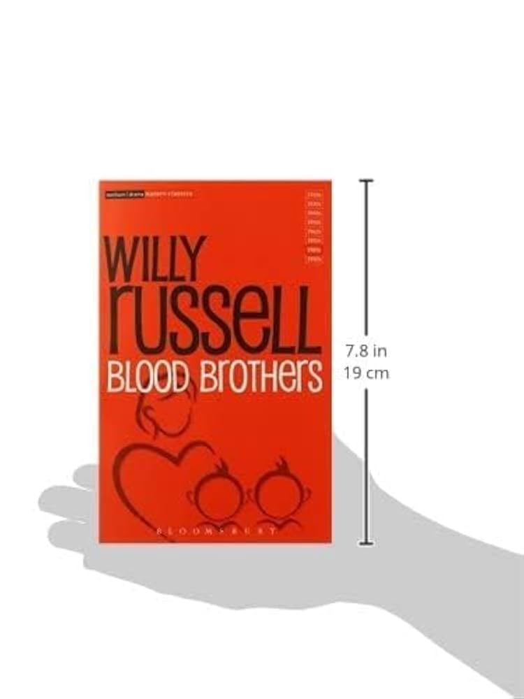Amazon | Blood Brothers (Modern Classics) | Russell, Willy