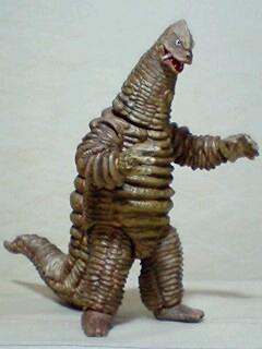 Amazon.co.jp: ウルトラマン 大怪獣シリーズ 「どくろ怪獣 レッド