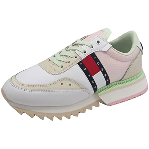 Pantoufles en cuir multicolores pour vos moments de détente chez vous
