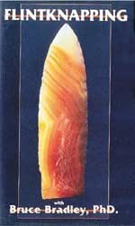 Neanderthals Flint Knapping Arrowheads By Firelight In A Cave, 4k - Foto 9