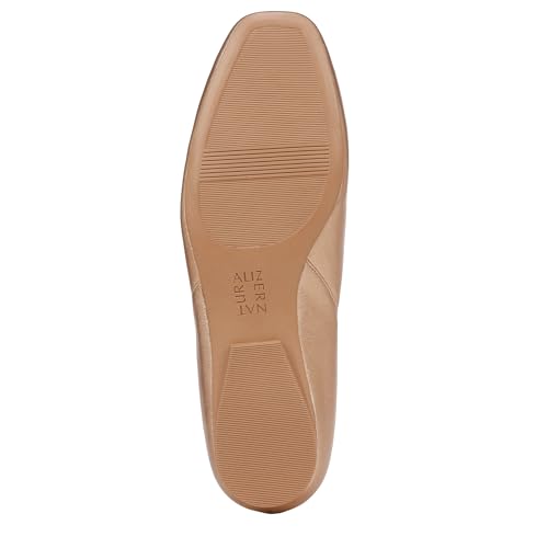Image of Naturalizer Essential