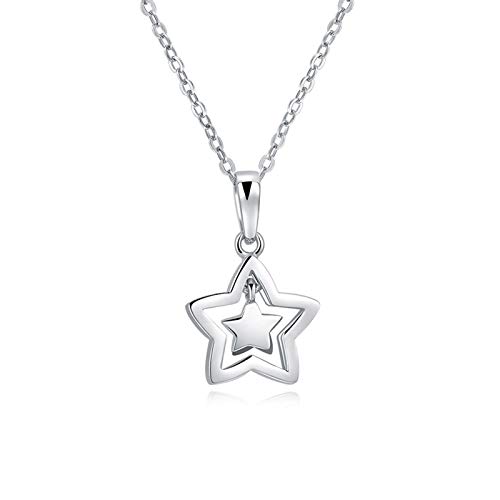 Collier platine pour femmes à porter au quotidien avec de belles breloques