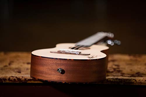 Ortega Guitars Ukulélé Ténor acoustique – Série Bonfire – table épicéa avec motif gravé au laser (RU5-TE) - Les Beatles, Paul McCartney, John Lennon, RIngo Starr, George Harrison Ortega Guitars Ukulélé Ténor acoustique - Série Bonfire - table épicéa avec motif gravé au laser (RU5-TE) – Image 6
