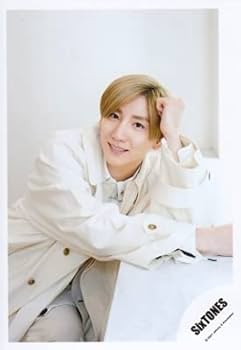 Amazon.co.jp: Six TONES 公式 生 写真（京本大我）ST00356