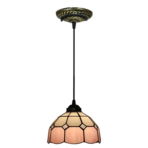 Lustre en verre coloré rose pour une salle à manger vintage élégante