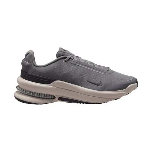 Image of Nike Mens Air Zoom Upturn Sc Sneakers