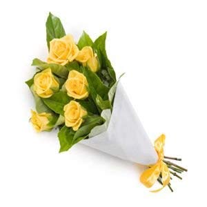 RAMO DE 6 ROSAS AMARILLAS FRESCAS. Añade tu dedicatoria personalizada. Envío estandard gratuito.