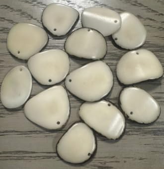 Tagua Nut Curved Slices in Beige Color Nail Shape 15 Tagua Beads Top drilled | 2.5x2.5 cm. Approx. Jewelry-Making Seed Beads Natural Beads