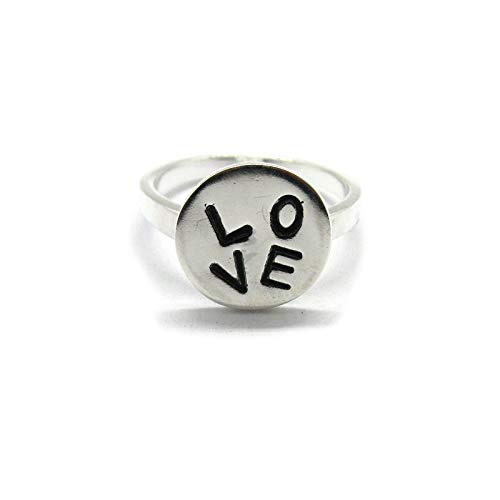 Bague en argent Love massif 925 Empress, le bijou discret pour illuminer vos tenues de bureau