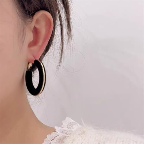 Boucles d'oreilles velours rouge grand format mode rétro automne