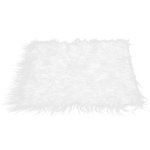 Image of Amosfun Baby Photography Mat Newborn Soft Faux Fur Blanket Quilt 23.62X19.68In White Photography Prop for Infant Photoshoot
