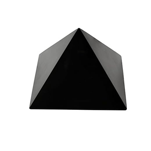Heka Naturals Pirámide de Shungite Cristal de Piedra Negra - Piedra de Shungita para Decoración de Escritorio para el Hogar o la Oficina - Piedras de Chakra, Cristales Curativos (5 cm)