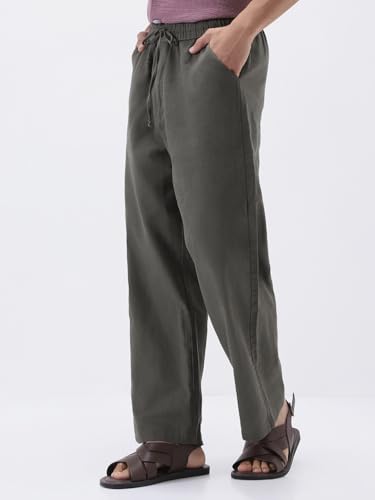 Image of Urbano Fashion Men's Loose Fit Solid Linen Blend Trousers Non-Stretchable