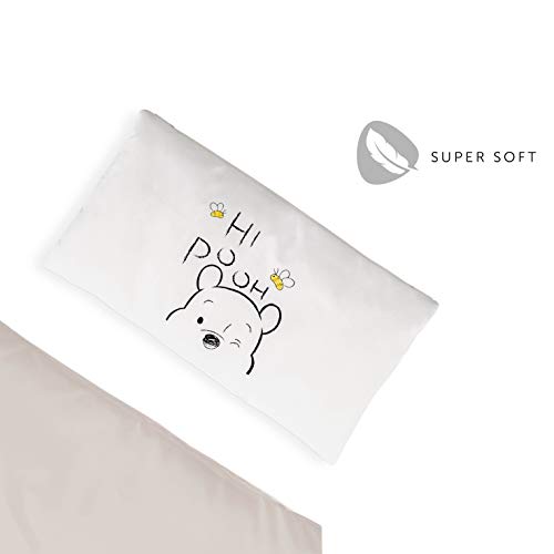 hauck Disney Sitzkissen Kompatibel mit Alpha+, Beta+ und Arketa Holzhochstuhl Highchair Pad Deluxe, Einfache Befestigung mit Klettverschluss, Maschinenwaschbar (Pooh Cuddles)