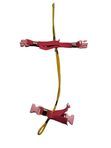 Arnés para caique con cuerda elástica de 3 mm amarilla y conector regulable 5
