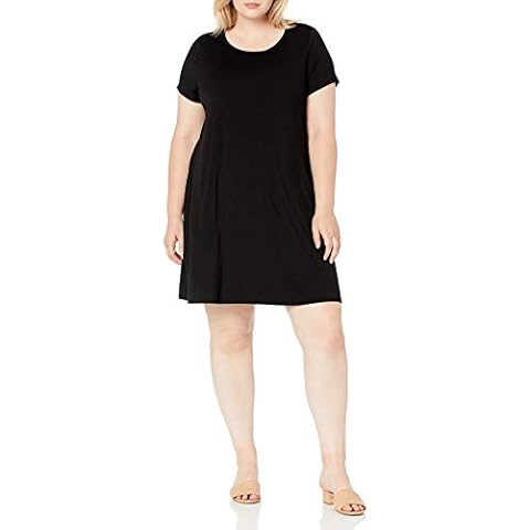 Vestido negro con vuelo y cuello redondo de Amazon Essentials para mujer en tallas grandes Cover