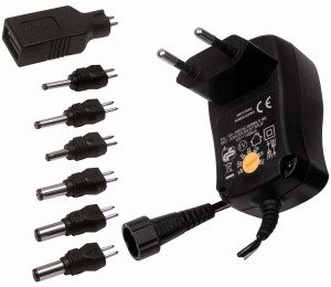 ALIMENTATORE REGOLABILE SWITCHING 600mAH 3 4.5 5 6 7.5 9 12 V UNIVERSALE