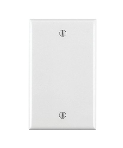 Image of Leviton 80714-W 1-Gang No Device Blank Wallplate, Standard Size, Thermoplastic Nylon, Box Mount, 25-Pack, White
