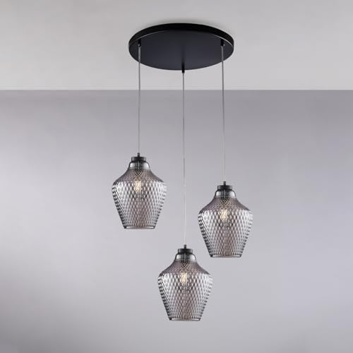 Suspension Maya industrielle pour sublimer un plafond haut grâce aux câbles réglables